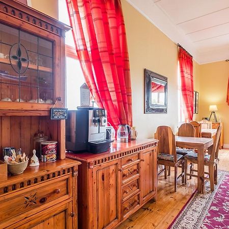 Alte Villa Boutique Hotel Luderitz Bagian luar foto