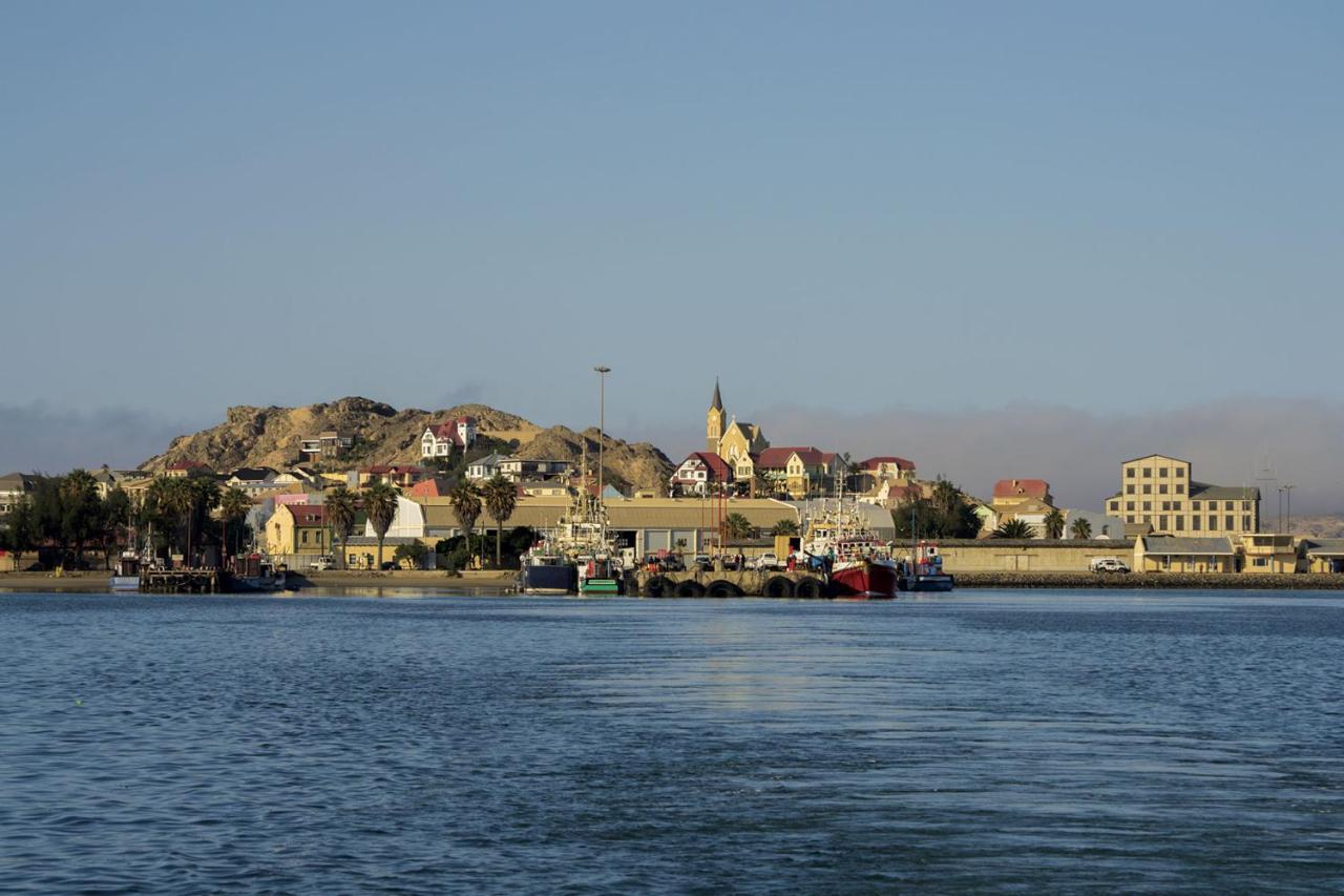 Alte Villa Boutique Hotel Luderitz Bagian luar foto